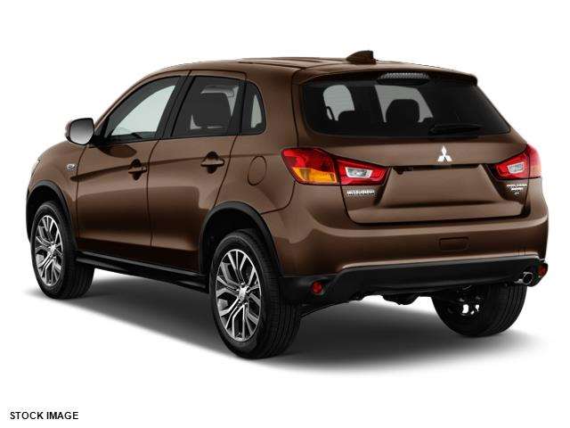 2017 Mitsubishi Outlander Sport 2.4 SE 4dr Crossover